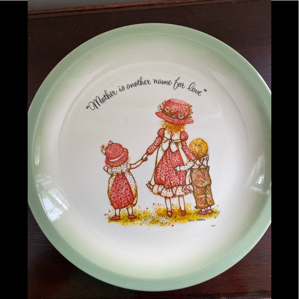 Vintage Holly Hobbie Collector’s Edition plate